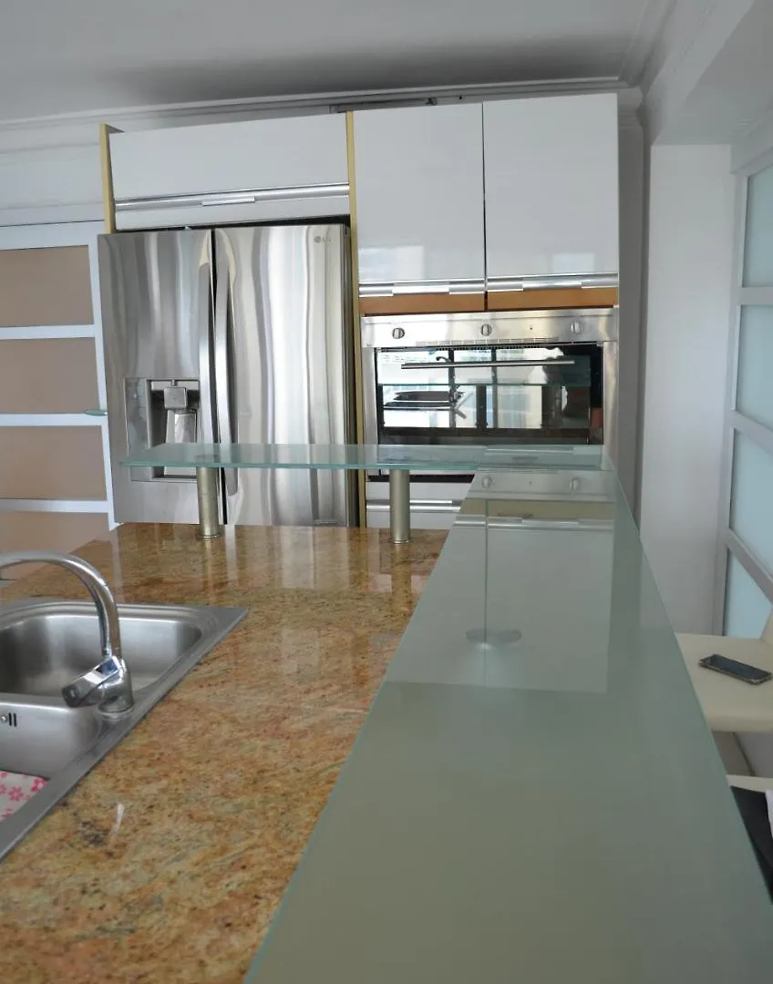 Malecon Santo Domingo Ocean View Appartamento